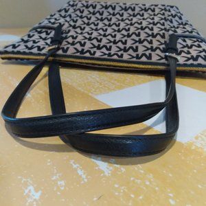 Michael Kors Zip  Top Tote Siganture Black